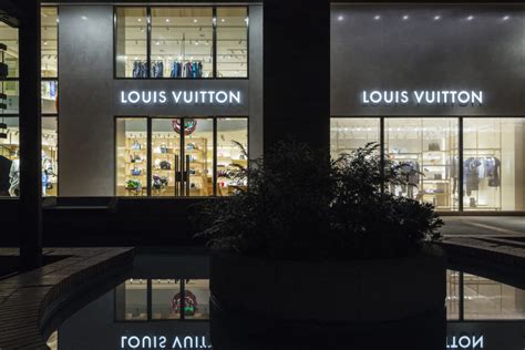 louis vuitton el paso|louis vuitton outlet store locations.